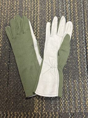 Nomex Military Summer Flight‎ Gloves Size 10 Flame Resistant Hand Protection
